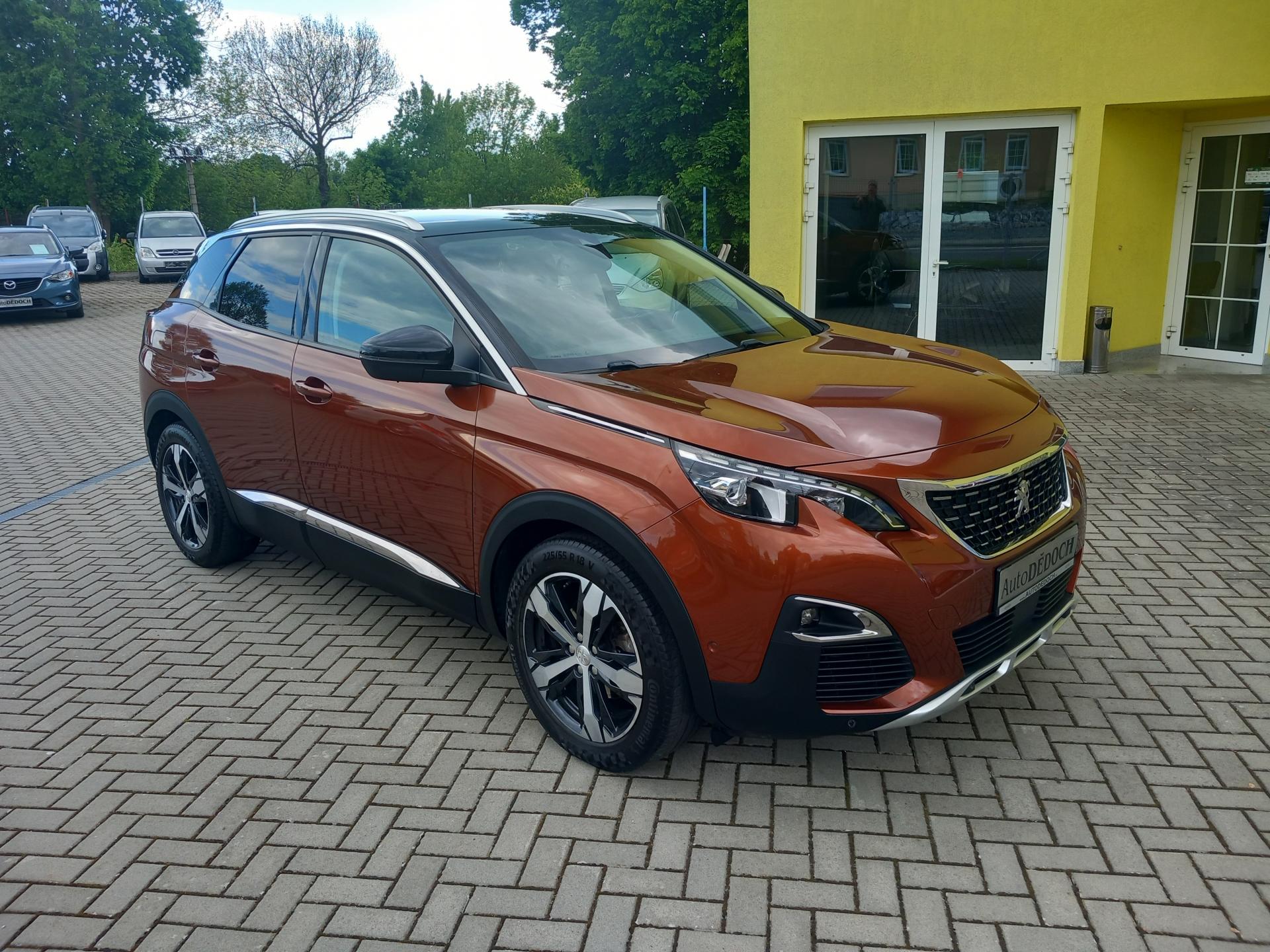 Peugeot 3008 XENONY NAVI SERVISKA 2xKOLA
