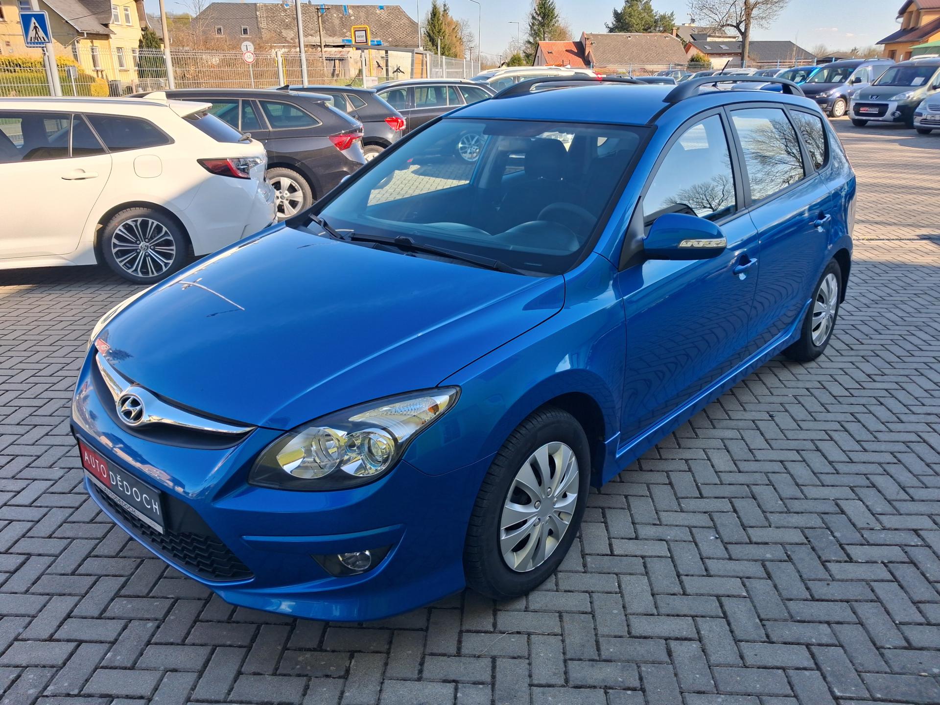 Hyundai i30 1,4i KLIMA VYHŘ.SED, 2xKOLA